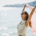 Top 5 Things Happy People Do Differently